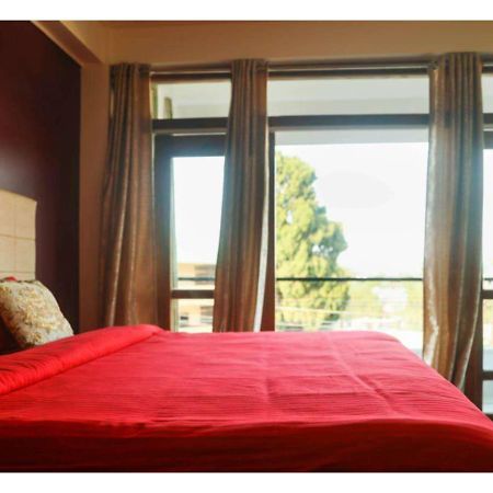East Blue Homestay Шиллонг Экстерьер фото